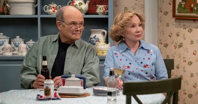 (L-R) Kurtwood Smith and Debra Jo Rupp return as beloved Foreman parental team Red and Kitty in That ‘90s Show