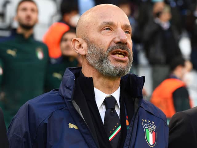 Gianluca Vialli sings the national anthem of Italy in Turin in 2021. Credit: Claudio Villa/Getty Images