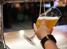 A team of US scientists have worked out how to eliminate excess foam when pouring a beer.