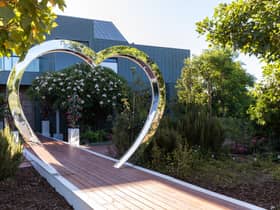 love_island_sr9_villa_01.jpg