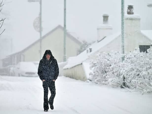 Will it be a white Christmas this year?  (Photo: Jeff J Mitchell/Getty Images)