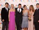 (L to R) Actors David Schwimmer, Lisa Kudrow, Matthew Perry, Courteney Cox Arquette, Jennifer Aniston and Matt LeBlanc (Photo by Robert Mora/Getty Images)
