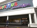 Toys R Us has announced it is returning to the UK highstreet with one store opening in just a couple of weeks time 