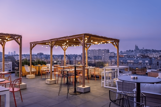 Enjoy the views from The Originals Boutique, Hôtel Maison Montmartre Paris Les Puces