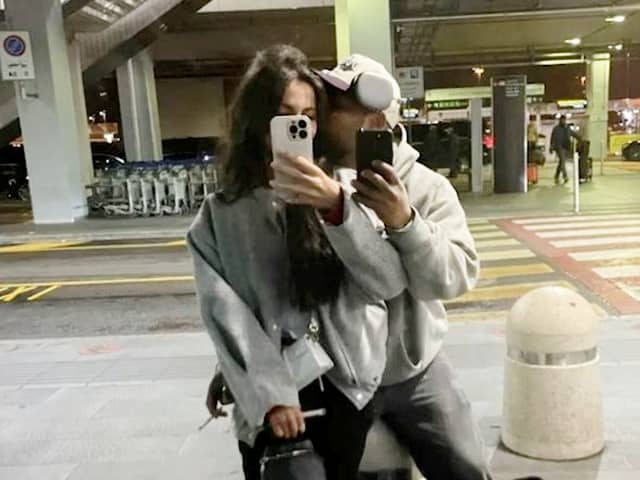 Nafis Delowar and D'arcy Flanagan travel a collective 2,300 miles for their first date in Venice, Italy after talking online for a month.