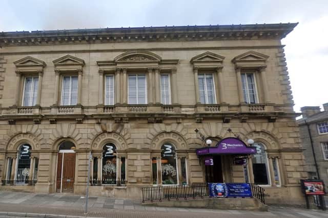 Annie! comes to  the Burnley Mechanics Theatre next week