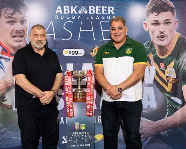 England coach Shaun Wane (left) and Australia boss Mal Meninga (right) with the Rugby League Ashes trophy