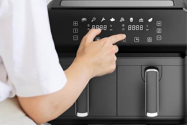 The digital control panel makes syncing and matching really easy