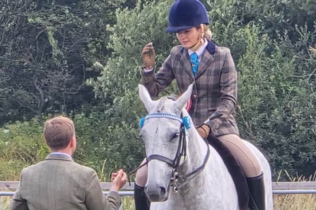 Ella Hunter with Taste of Diamonds