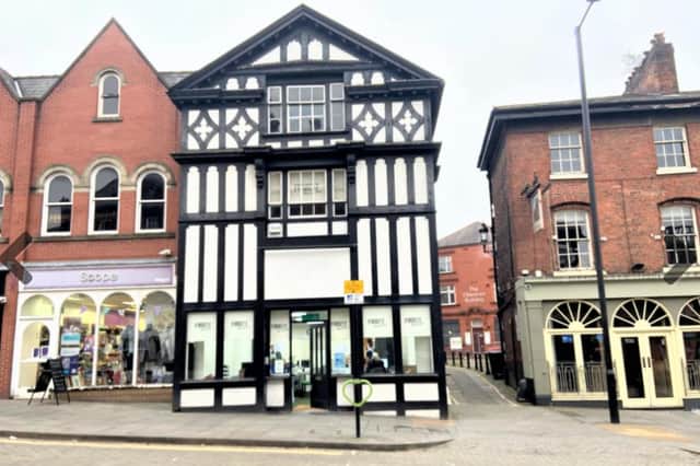 There are plans to turn this building on Wallgate into a pub