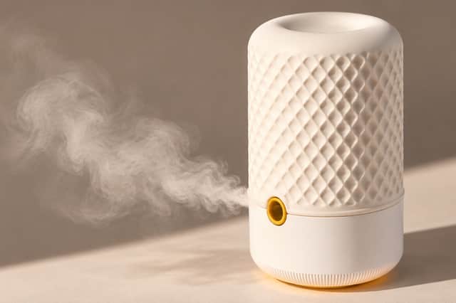 The Nikura AIRI Waterless Diffuser releases fragrance directly from essential oils, making it easy to enjoy your favourite scents without constantly topping up a water tank.