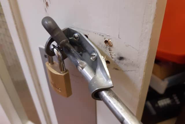 A broken lock at the shop