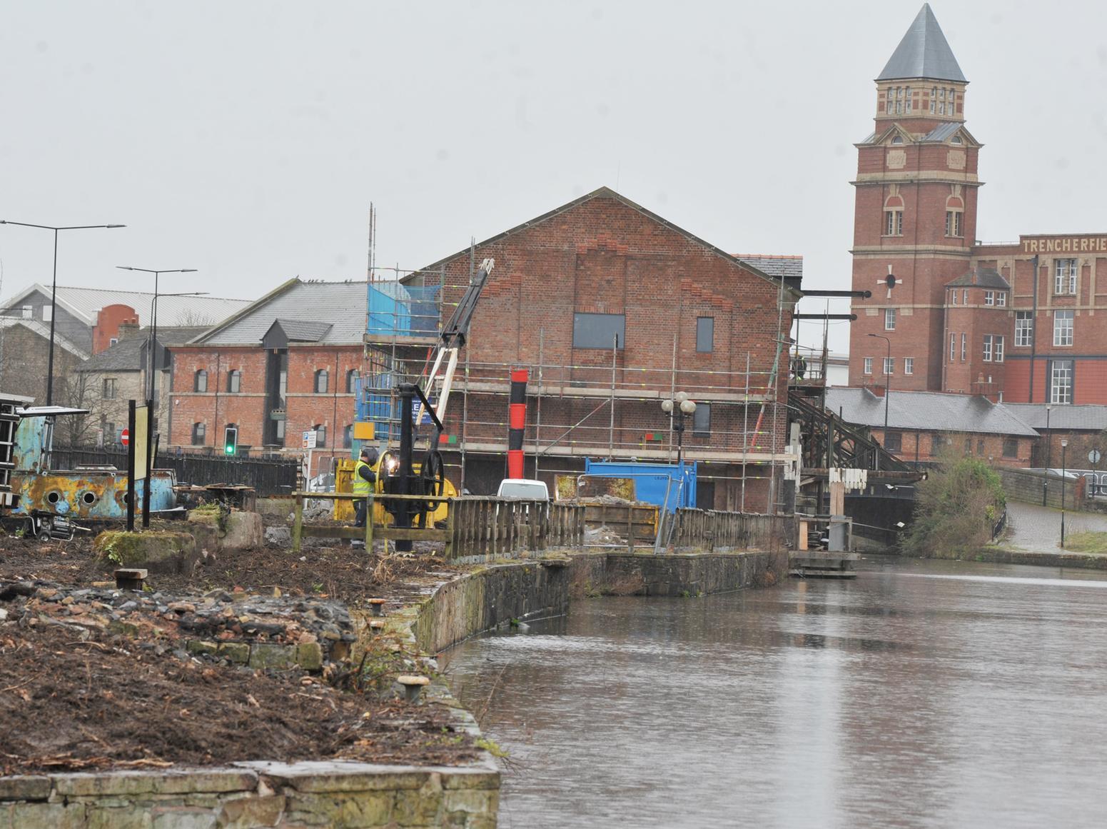 Verandahs replaced on Wigan Pier buildings as regeneration continues