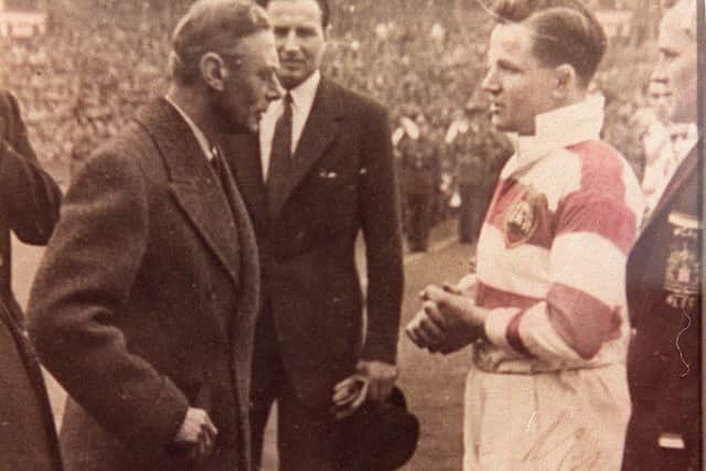 Joe Egan meets King George V1 at Wembley before the 1948 final between Wigan and Bradford Northern