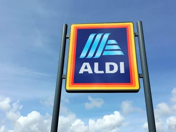 Aldi sign