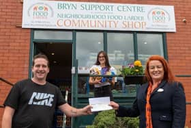 Coun Steve Jones with Bellway's sales advisor Kerry Serrio