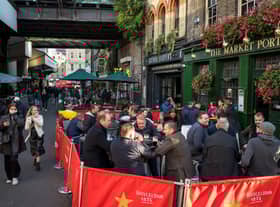 There is “good evidence” that pubs and restaurants may be where coronavirus is spreading, an expert has said.