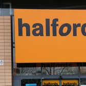 Hundreds of MOT testers and vehicle technicians are being recruited by Halfords Autocentres amid an increase in the used car market.