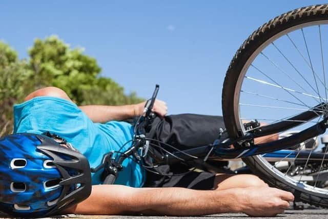 Danger warning for cyclists