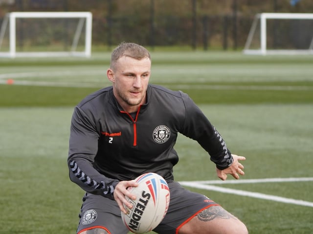 Dom Manfredi in training