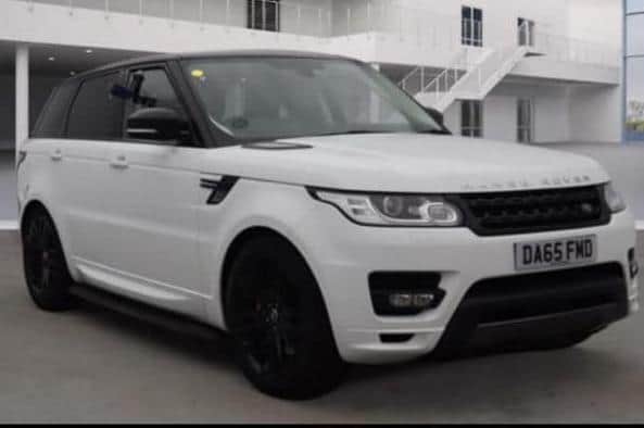 A picture of a white Range Rover posted by Melissa Amy