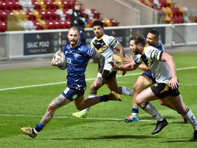 Zak Hardaker in action