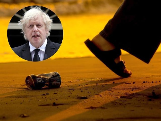 The Prime Minister has urged members of the public to tick off anybody they see littering