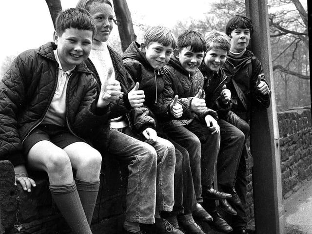 Wigan Rugby Union Club members stage their sponsored walk to Parbold in 1969