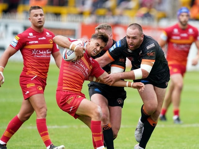 Action from Castleford v Catalans