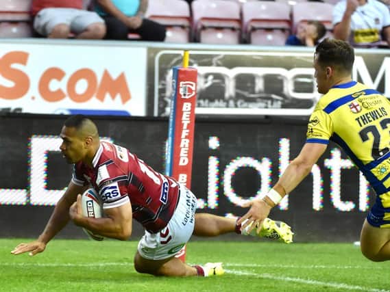 Willie Isa goes over for a second-half try
