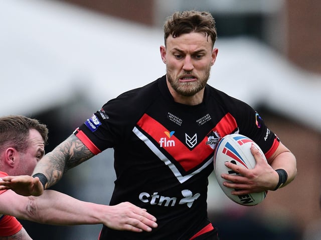 Chris Hankinson in action for London. Picture: SWPix