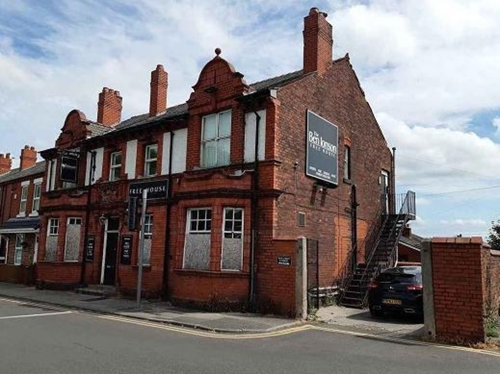 Ben Jonson pub up for sale and could be converted into homes