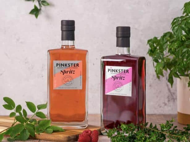 Pinkster Spritz  is available in two flavours, Raspberry & Hibiscus and Elderflower & Raspberry