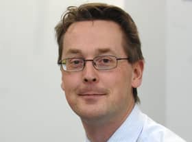 Dr Tim Dalton