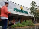 Morrisons is to hire 3,000 extra workers over Christmas