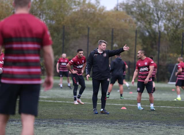 Lee Briers and Thomas Leuluai at Robin Park