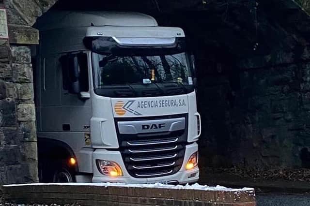 The lorry was stuck for over seven hours (credit: Lottiie Ball)