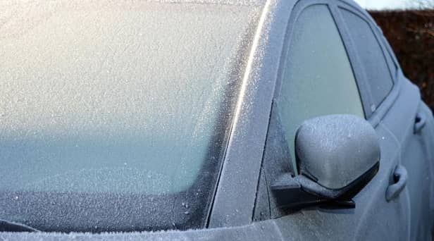 Don't use hot water on your windscreen
