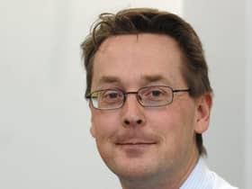 Dr Tim Dalton