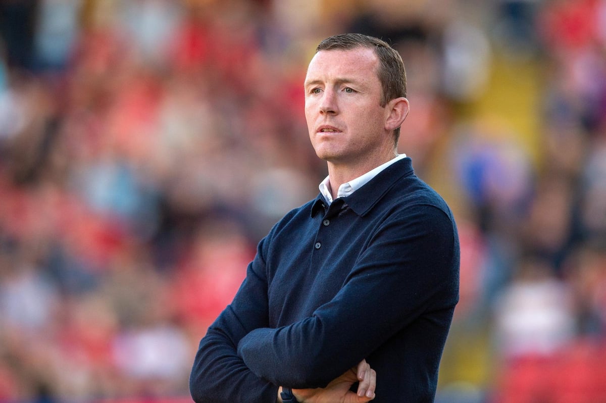 Barnsley manager's praise for Latics after beating 10-man team