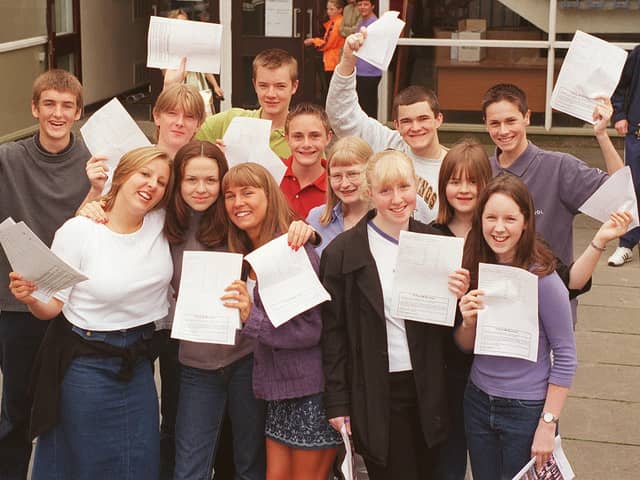 ST PETER'S R.C. HIGH SCHOOL GCSE RESULTS.
THE A TEAM!...Some of St Peter's R.C. High School pupils celebrate getting many A* and A grades.