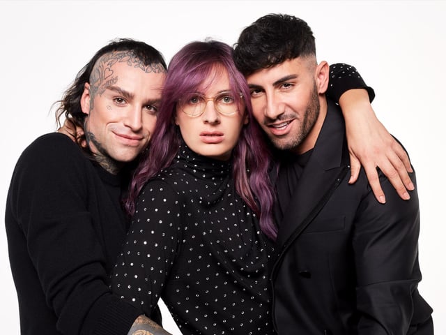 After taking over much of the globe, Netflix brings the German version of popular US show Queen Eye. Five experts on lifestyle, fashion, beauty, health, and design combine together to transform the lives of others.