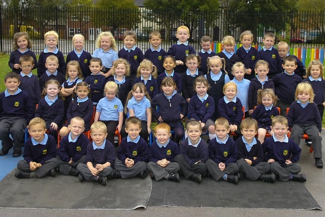Golborne Community Primary School - Mrs Oliver and Mrs Brazier's class