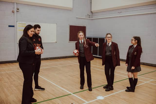 Wigan MP Lisa Nandy with pupils at Dean Trust Rose Bridge