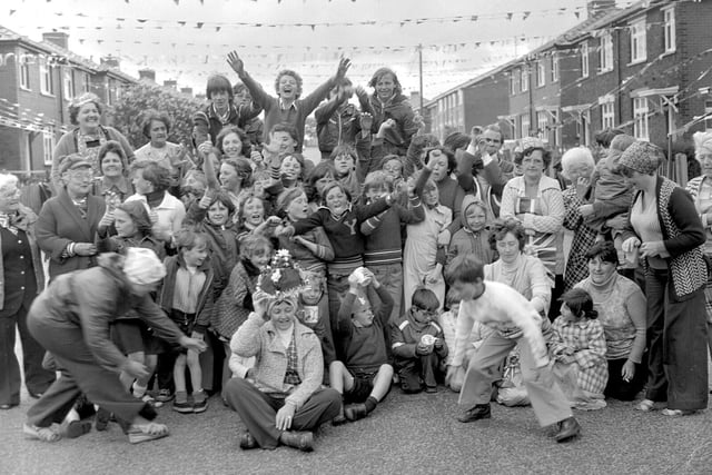 1977 Queen's silver jubilee street party on Crawford Avenue, Aspull