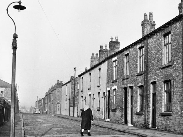 Chapel Street, Lower Ince, in December 1971.
