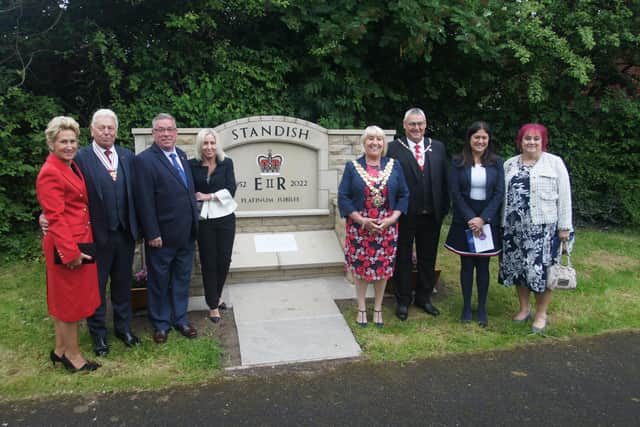 Standish community forum committee erect a monument in honour of Queen Elizabeth II to mark her platinum jubilee.