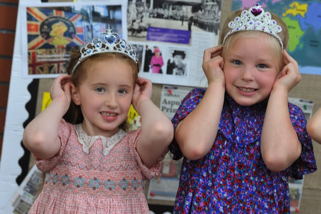 Pupils enjoy a fantastic day celebrating the Queen's Platinum Jubilee at Aspull Church Primary School.