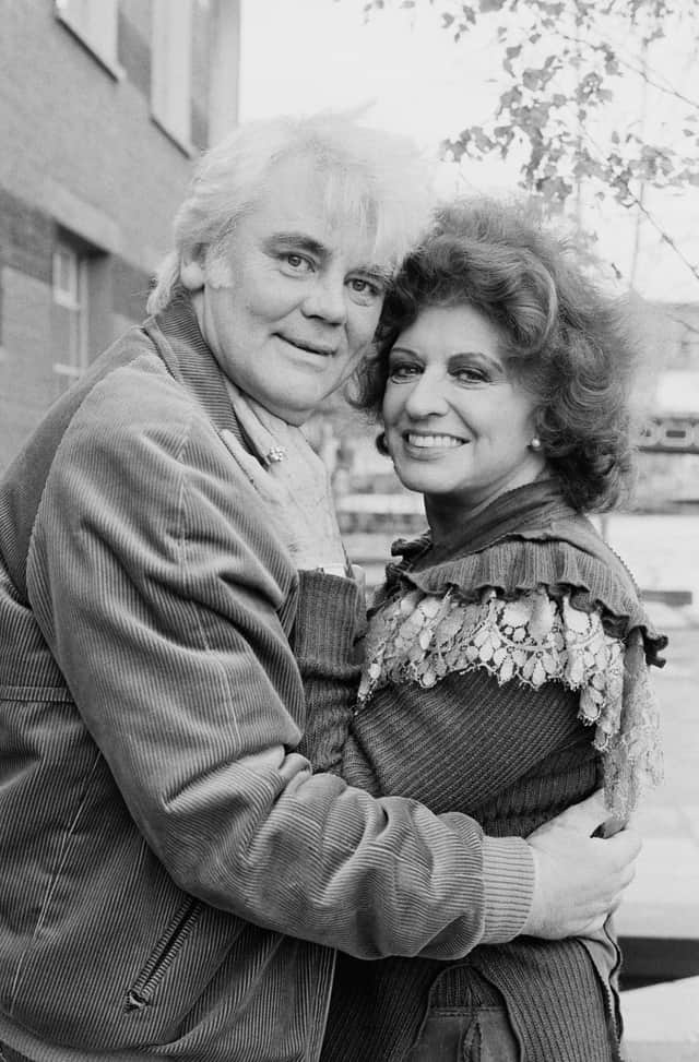 Pat Phoenix with Tony Booth whom she married in a dramatic hospital wedding after diagnosis with cancer (photo: Getty Images)