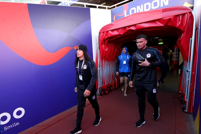 The Samoa players inspect the surroundings (Photo by Henry Browne/Getty Images for RLWC).